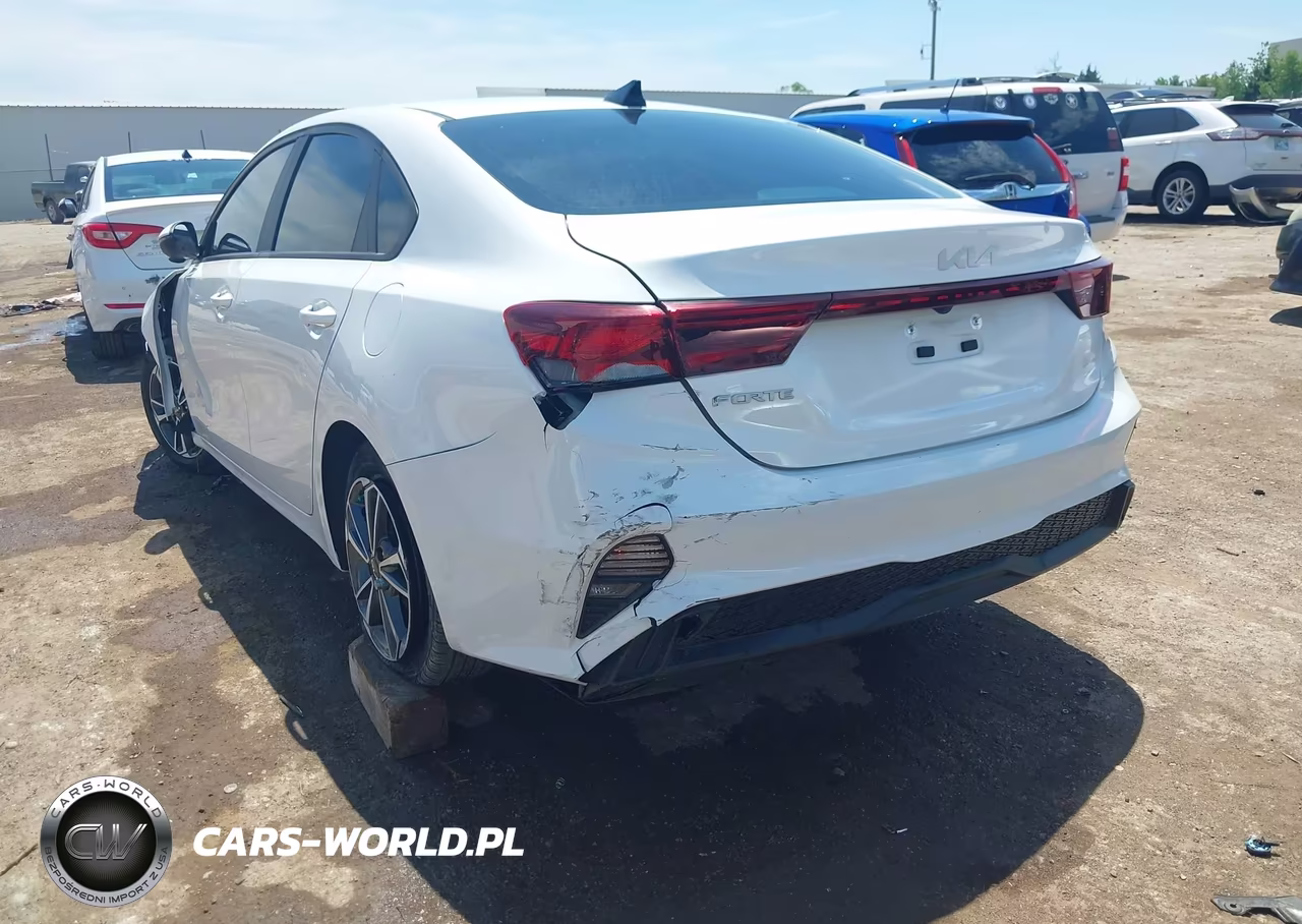 2023 Kia Forte Lxs VIN:3KPF24AD9PE669236 - 3