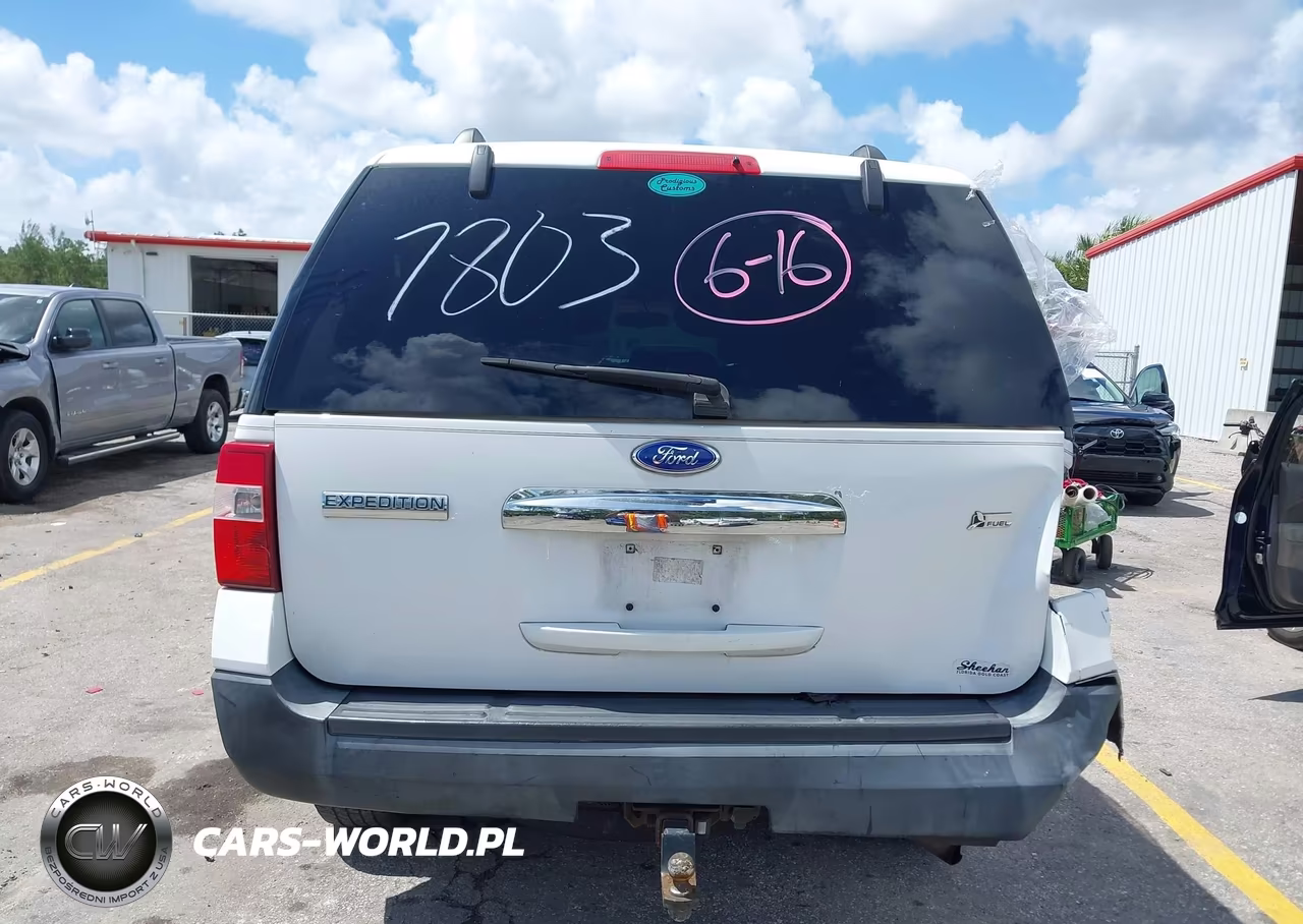 2011 Ford Expedition Xl VIN:1FMJU1G51BEF37803 - 6