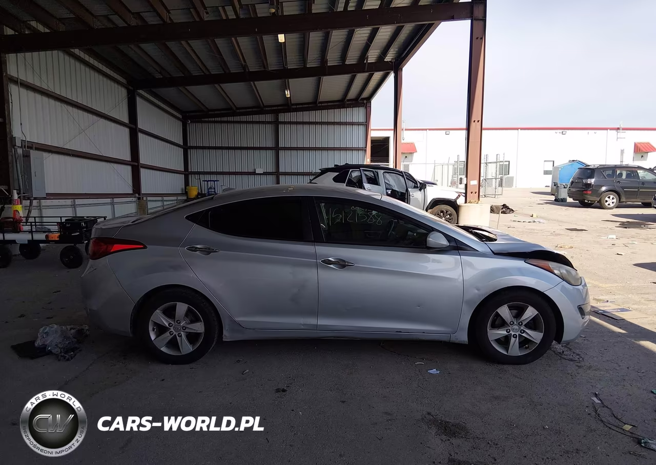 2013 Hyundai Elantra Gls VIN:5NPDH4AE3DH361128 - 13