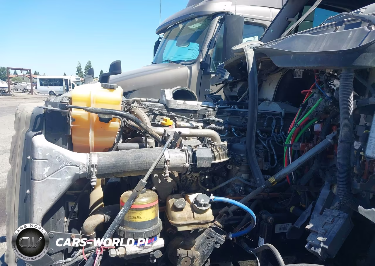 2017 Freightliner Cascadia 125 VIN:3AKJGEDV8HSJH0127 - 9