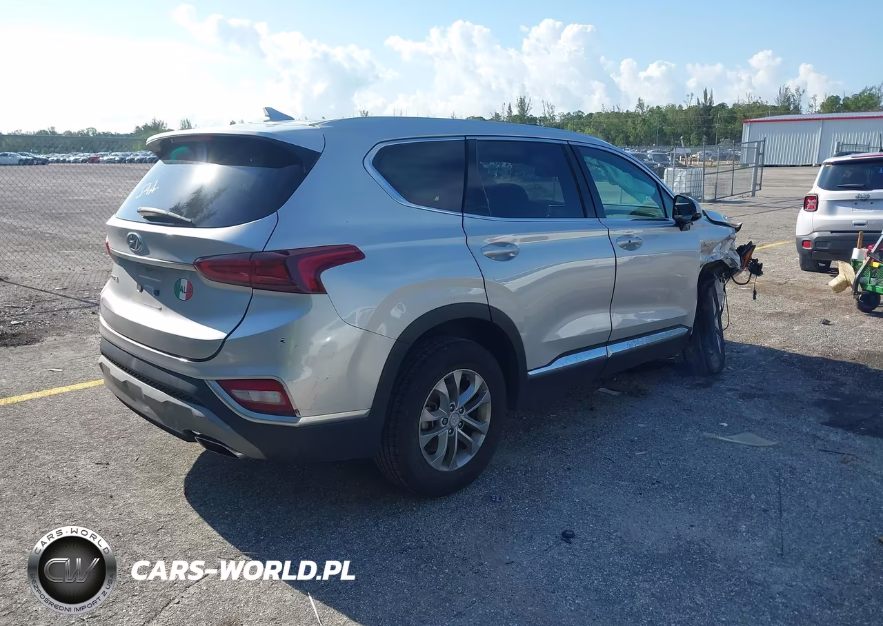 2019 Hyundai Santa Fe Sel VIN:5NMS33AD4KH038854 - 4