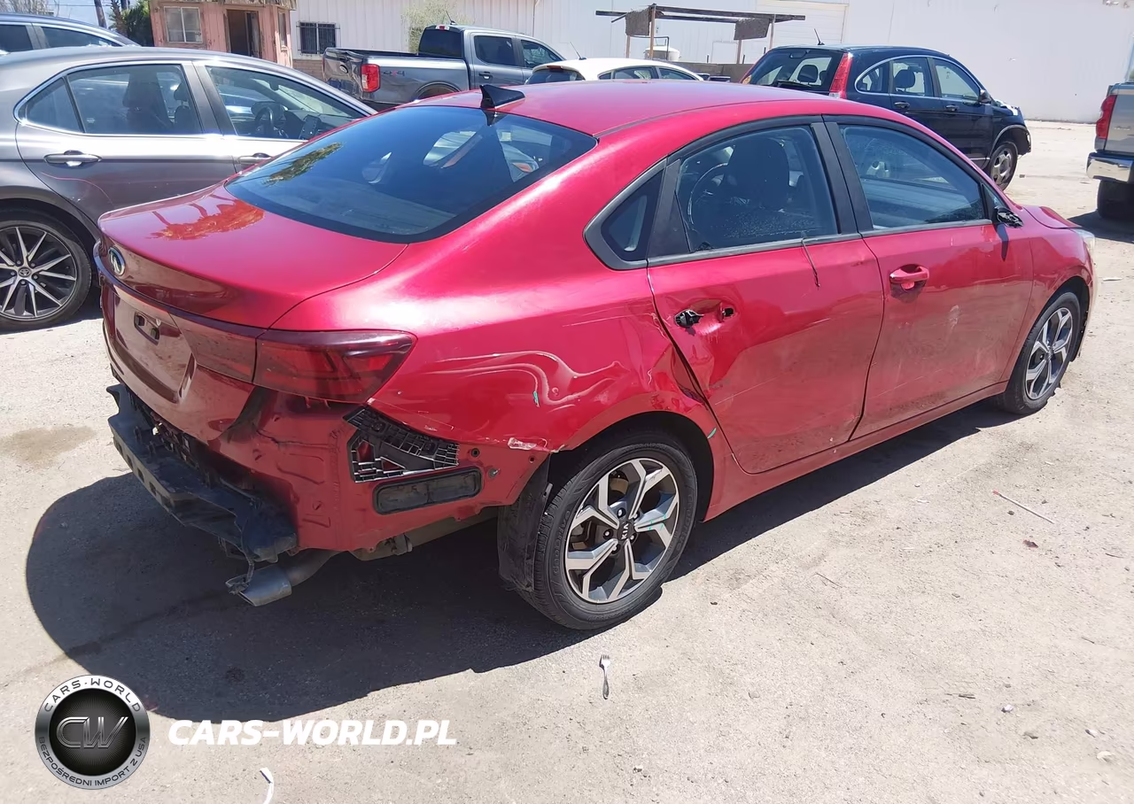 2019 Kia Forte Lxs VIN:3KPF24AD3KE109396 - 4