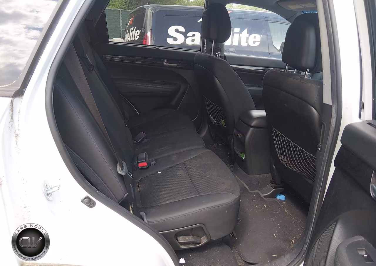 2014 Kia Sorento Lx VIN:5XYKT4A69EG476758 - 8