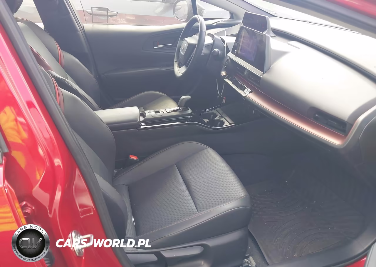 2023 Toyota Prius Prime Xse VIN:JTDACACU7P3003907 - 5
