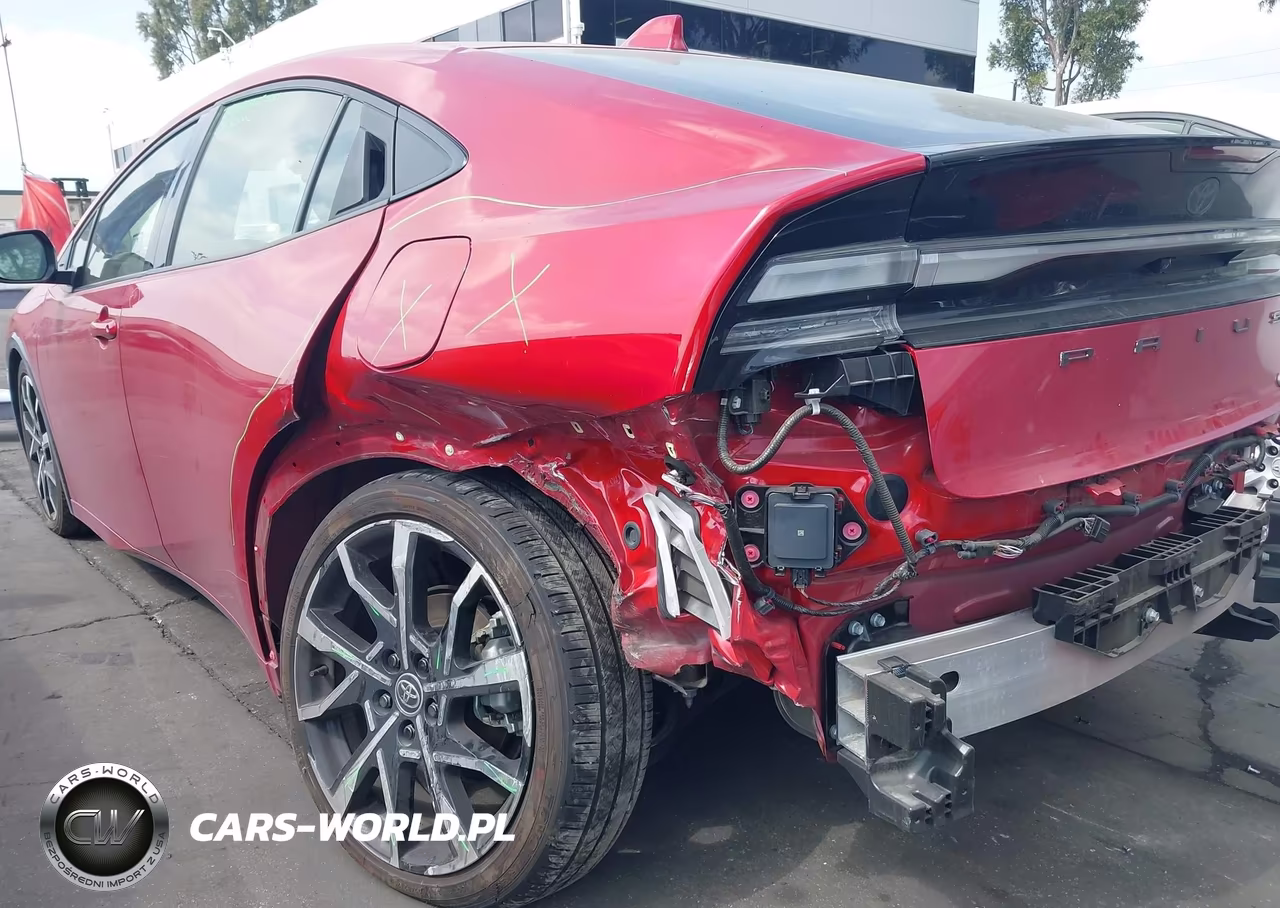 2023 Toyota Prius Prime Xse VIN:JTDACACU7P3003907 - 6