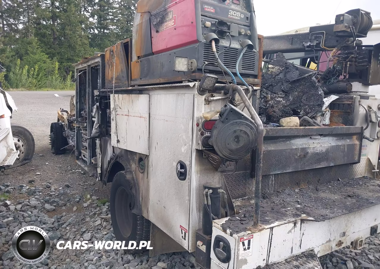 2019 Ford F-550 Chassis Xl VIN:1FD0X5HT1KEC46046 - 3