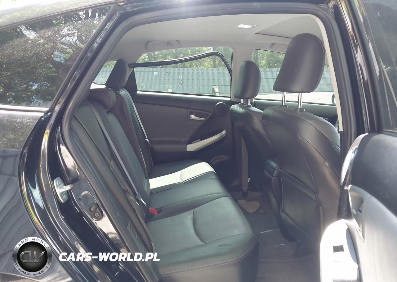 2013 Toyota Prius Four VIN:JTDKN3DU4D1710785 - 8