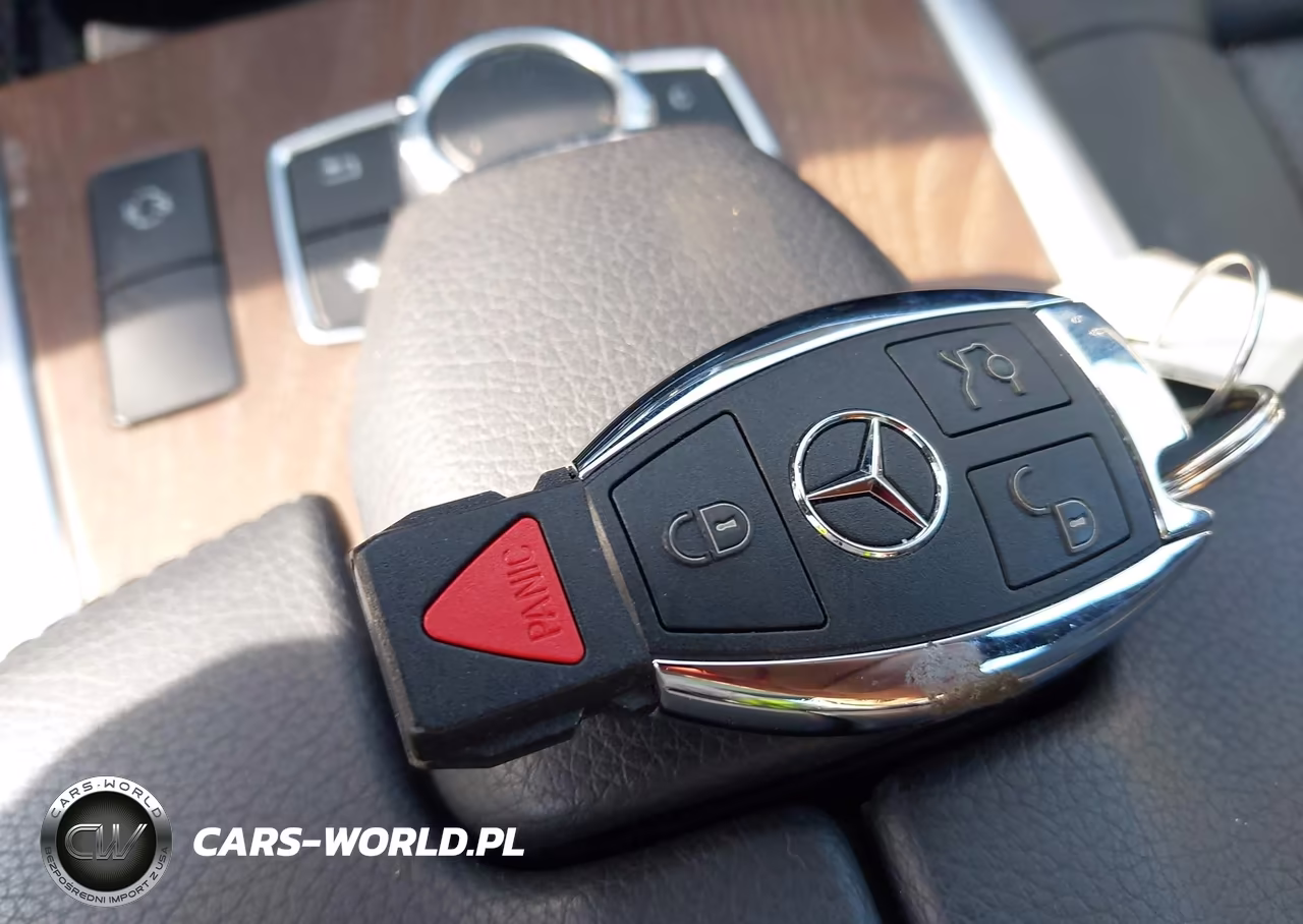 2016 Mercedes-Benz E 350 4Matic VIN:WDDHF8JB0GB271810 - 11
