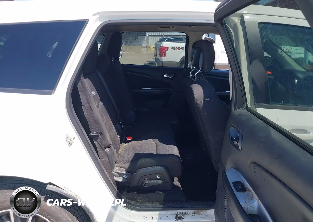 2018 Dodge Journey Se VIN:3C4PDCAB8JT386062 - 8