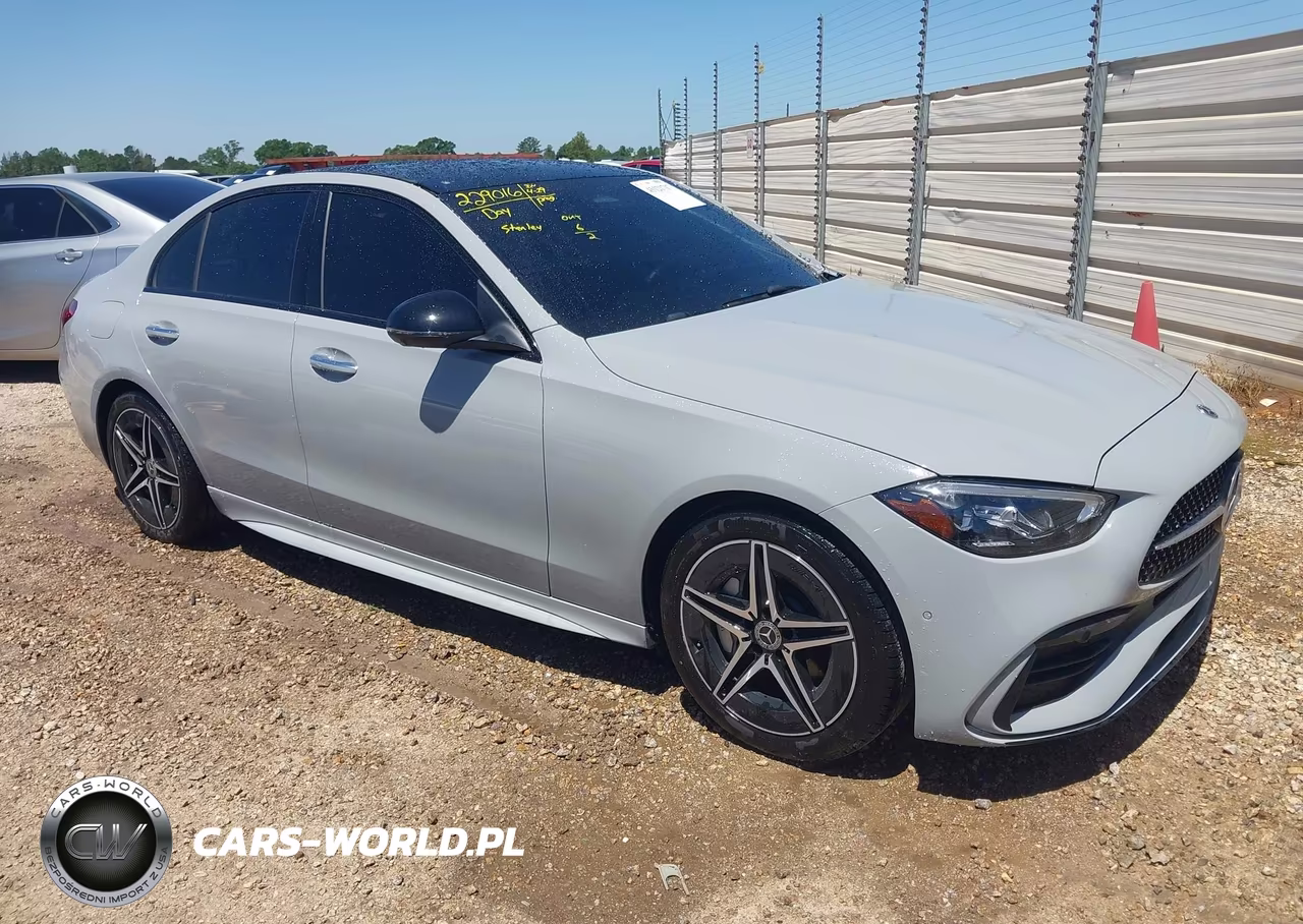 2025 Mercedes-Benz C 300