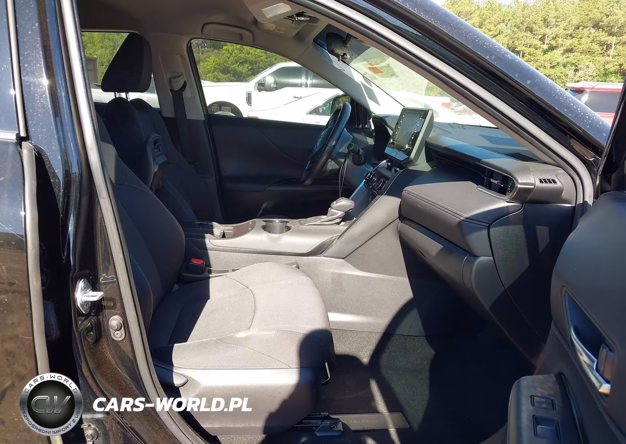 2021 Toyota Venza Le VIN:JTEAAAAH8MJ052371 - 5