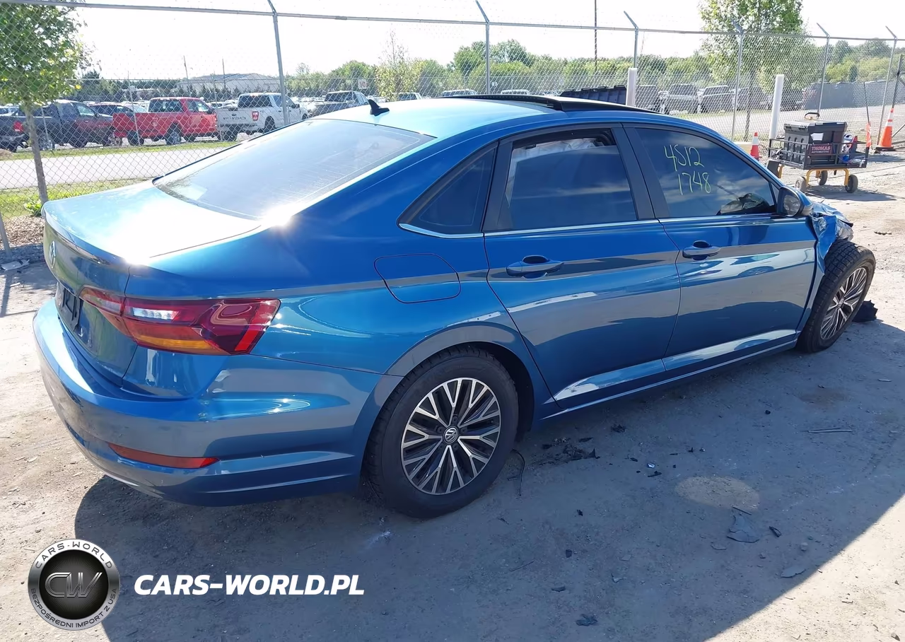 2019 Volkswagen Jetta VIN:3VWC57BUXKM184772 - 4