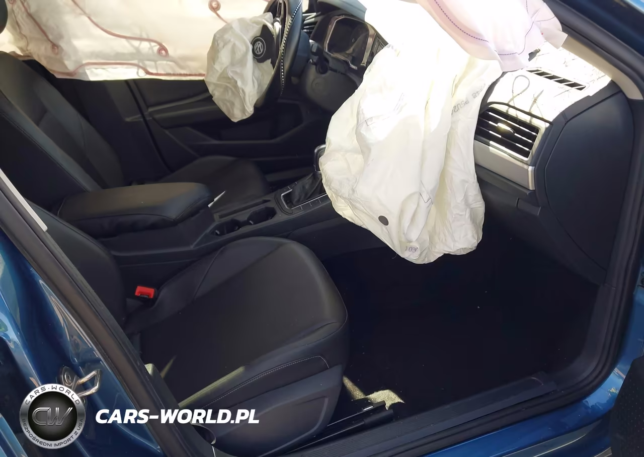 2019 Volkswagen Jetta VIN:3VWC57BUXKM184772 - 5