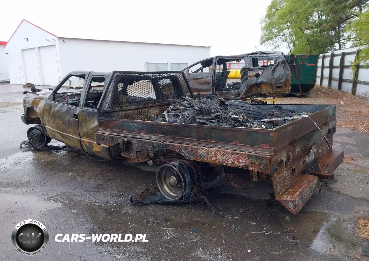 1994 Chevrolet Gmt-400 K3500 VIN:1GCHK39F8RE213607 - 3