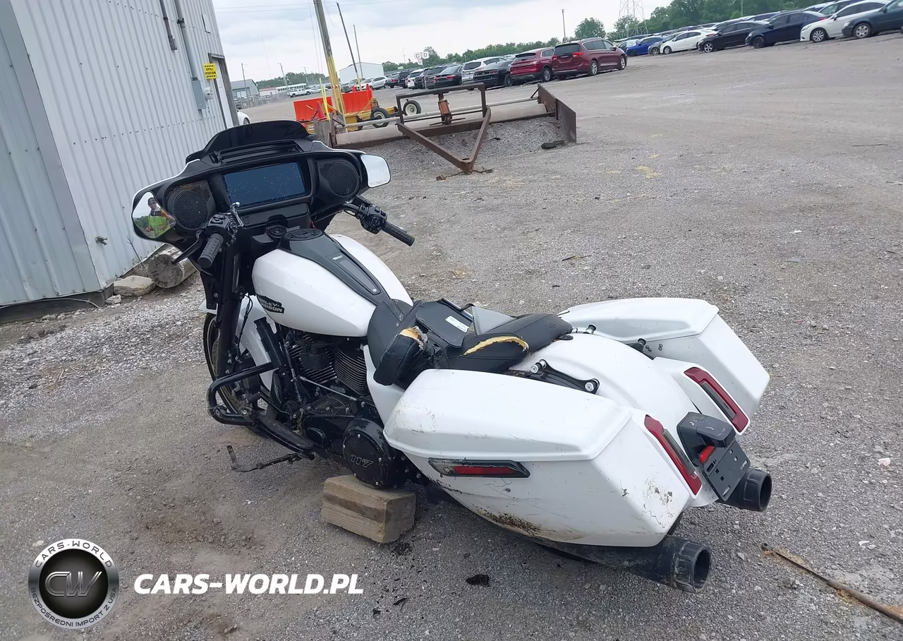 2024 Harley-Davidson Flhx VIN:1HD1KB714RB621122 - 3