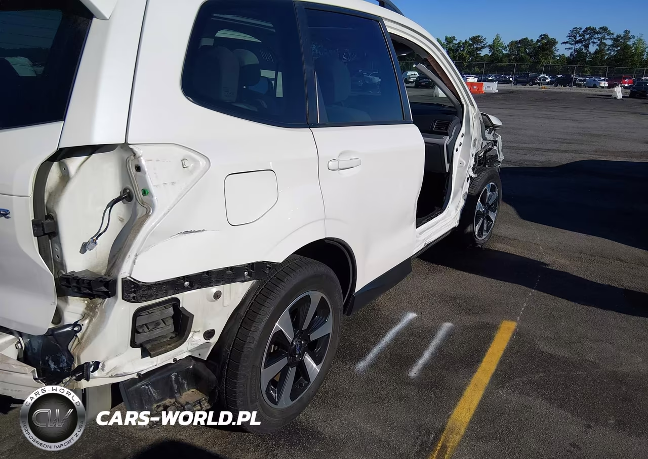 2018 Subaru Forester 2.5I Premium VIN:JF2SJAGC3JH508219 - 20