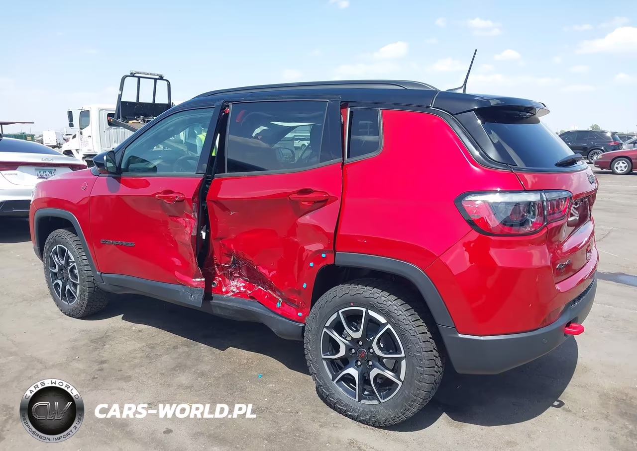 2026 Jeep Compass Trailhawk VIN:3C4NJDDN0TT254525 - 6