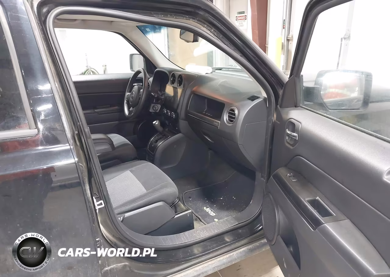 2016 Jeep Patriot Sport VIN:1C4NJPBA7GD735708 - 5