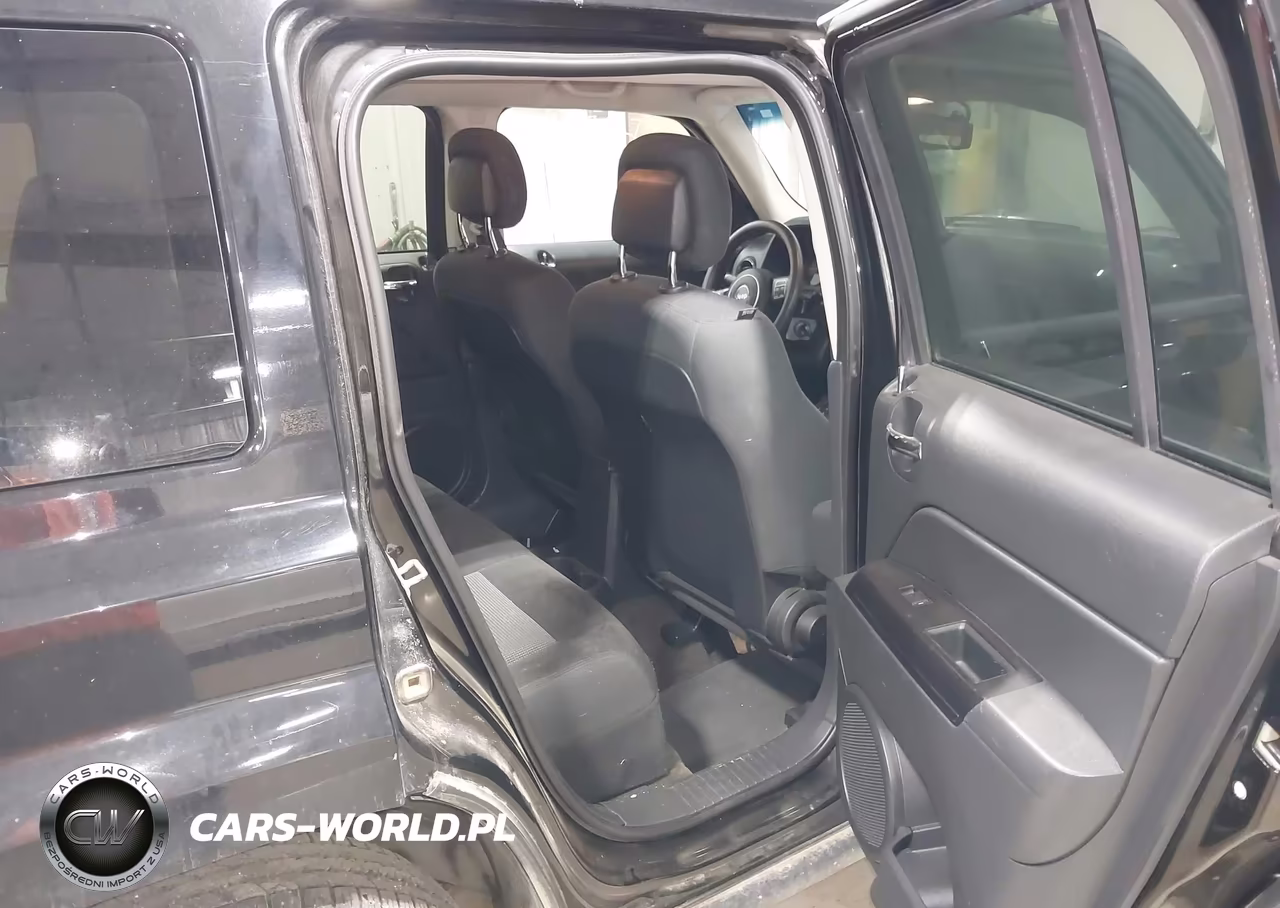 2016 Jeep Patriot Sport VIN:1C4NJPBA7GD735708 - 8