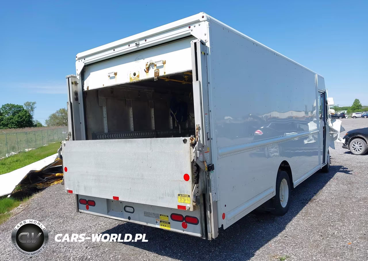 2018 Ford F-59 Commercial Stripped VIN:1F65F5KY5J0A18065 - 4