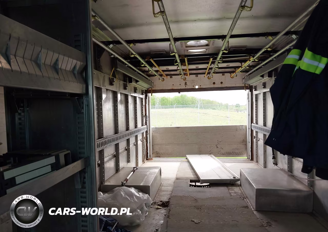 2018 Ford F-59 Commercial Stripped VIN:1F65F5KY5J0A18065 - 7