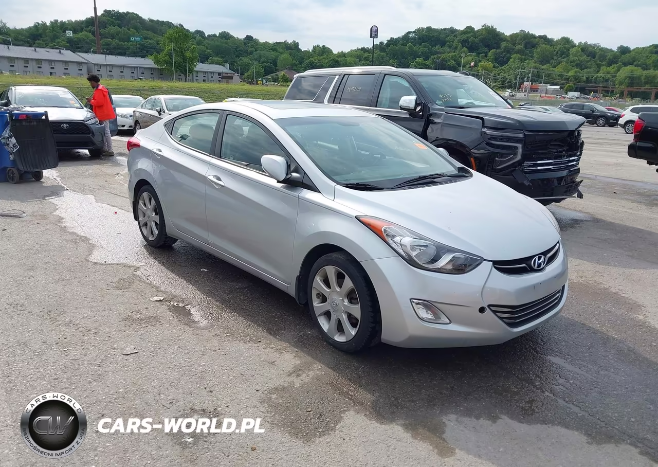 2013 Hyundai Elantra Limited – zdjęcie 1 z 17