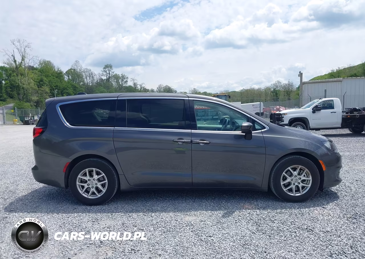 2022 Chrysler Voyager Lx VIN:2C4RC1CG0NR132394 - 14