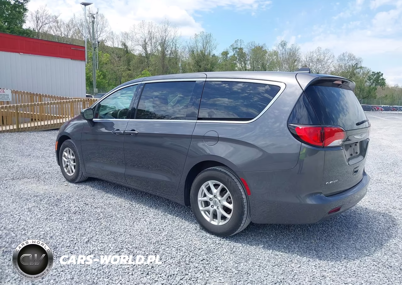 2022 Chrysler Voyager Lx VIN:2C4RC1CG0NR132394 - 3