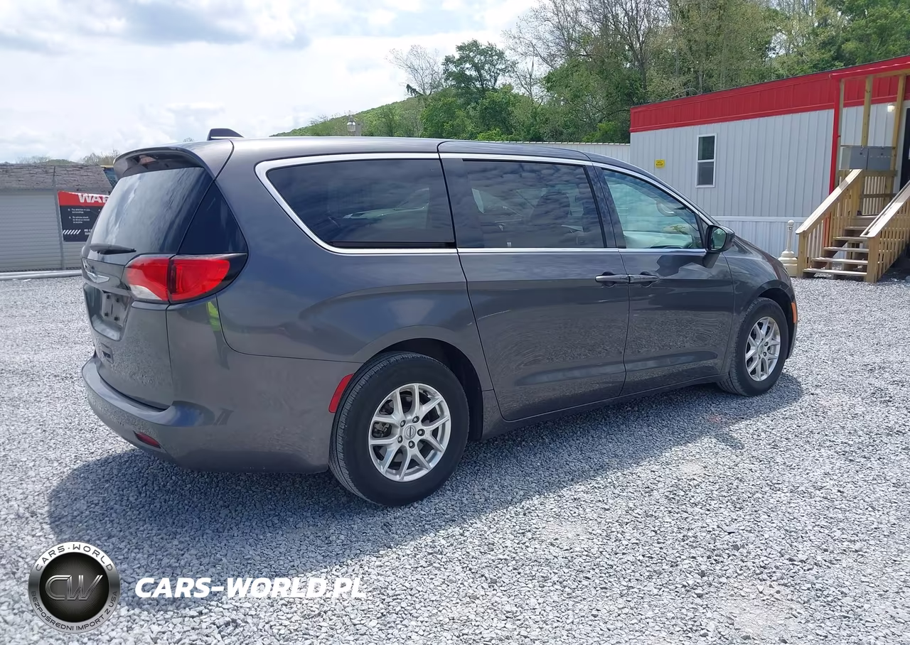 2022 Chrysler Voyager Lx VIN:2C4RC1CG0NR132394 - 4