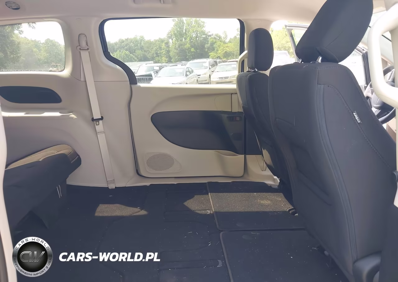 2022 Chrysler Voyager Lx VIN:2C4RC1CG0NR132394 - 8