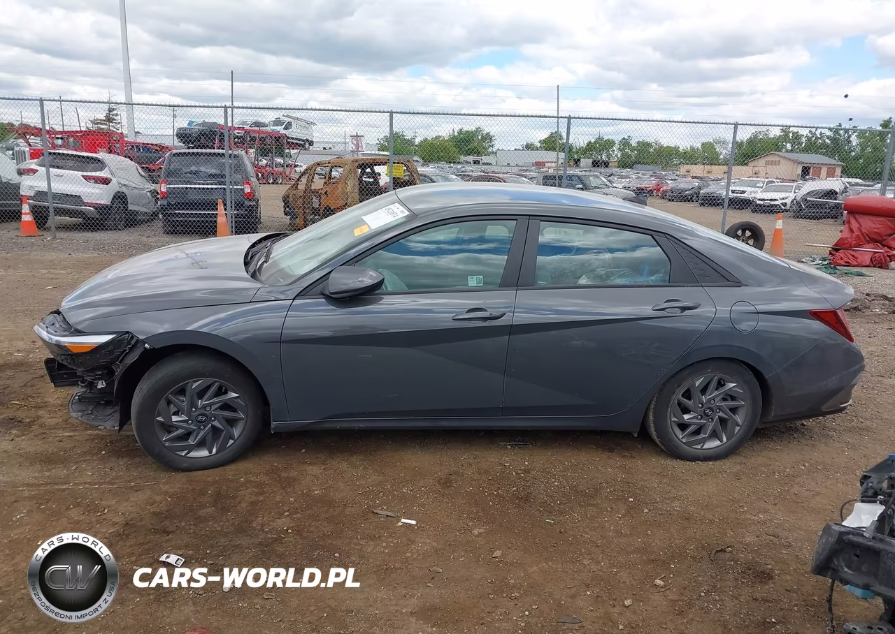 2024 Hyundai Elantra Sel VIN:KMHLM4DG5RU786850 - 15