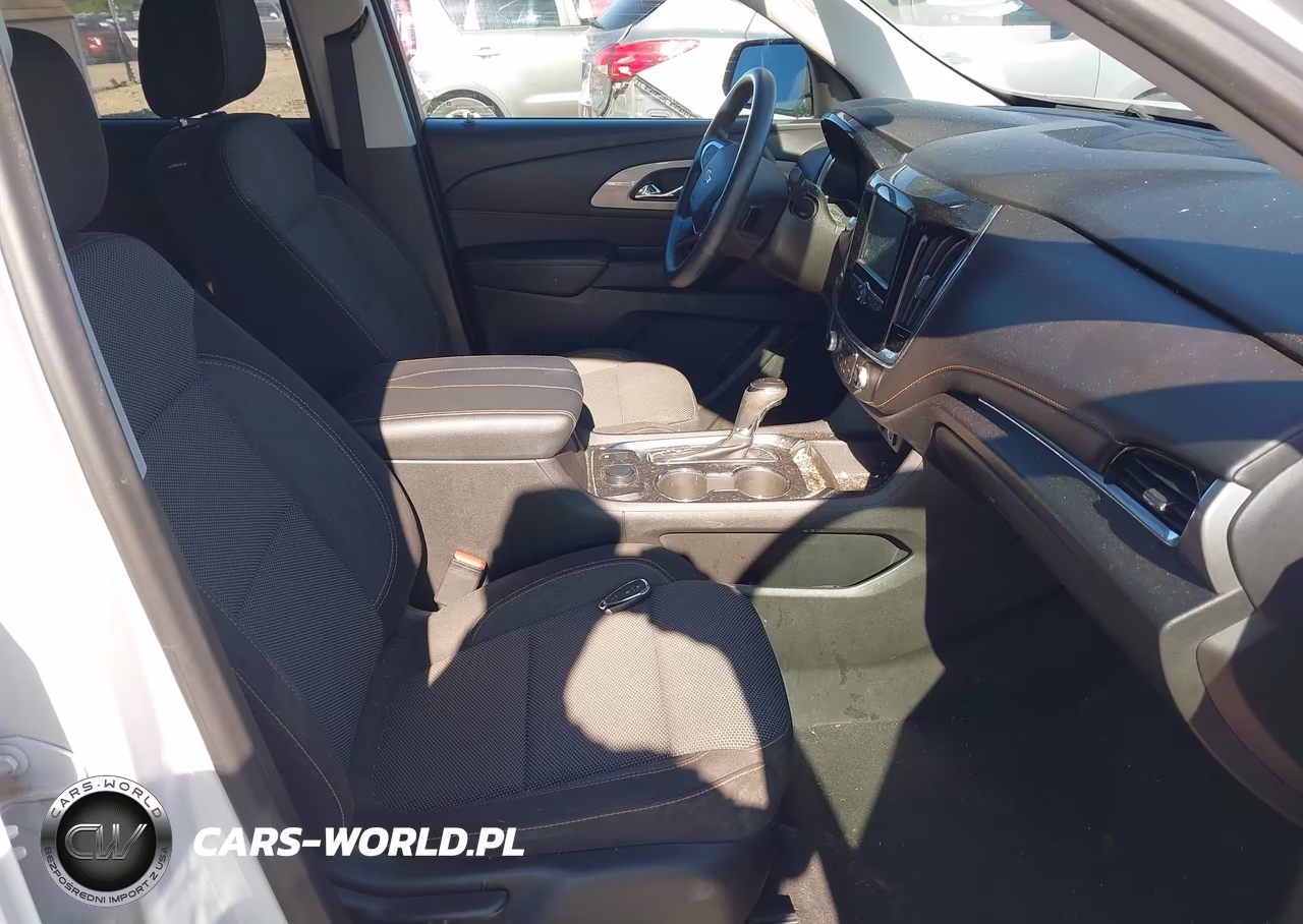 2018 Chevrolet Traverse Ls VIN:1GNERFKW5JJ225307 - 5