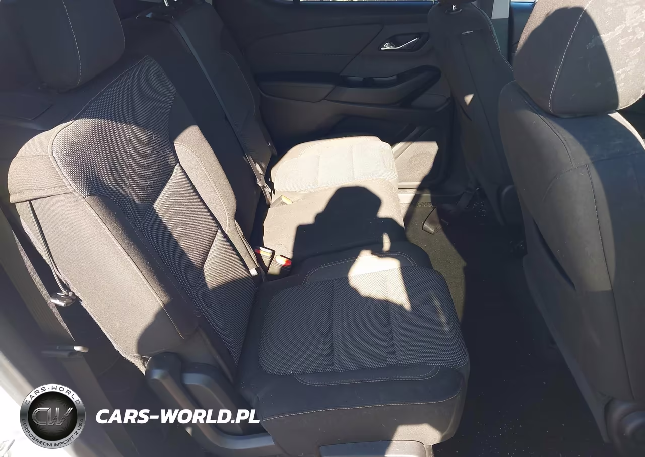 2018 Chevrolet Traverse Ls VIN:1GNERFKW5JJ225307 - 8