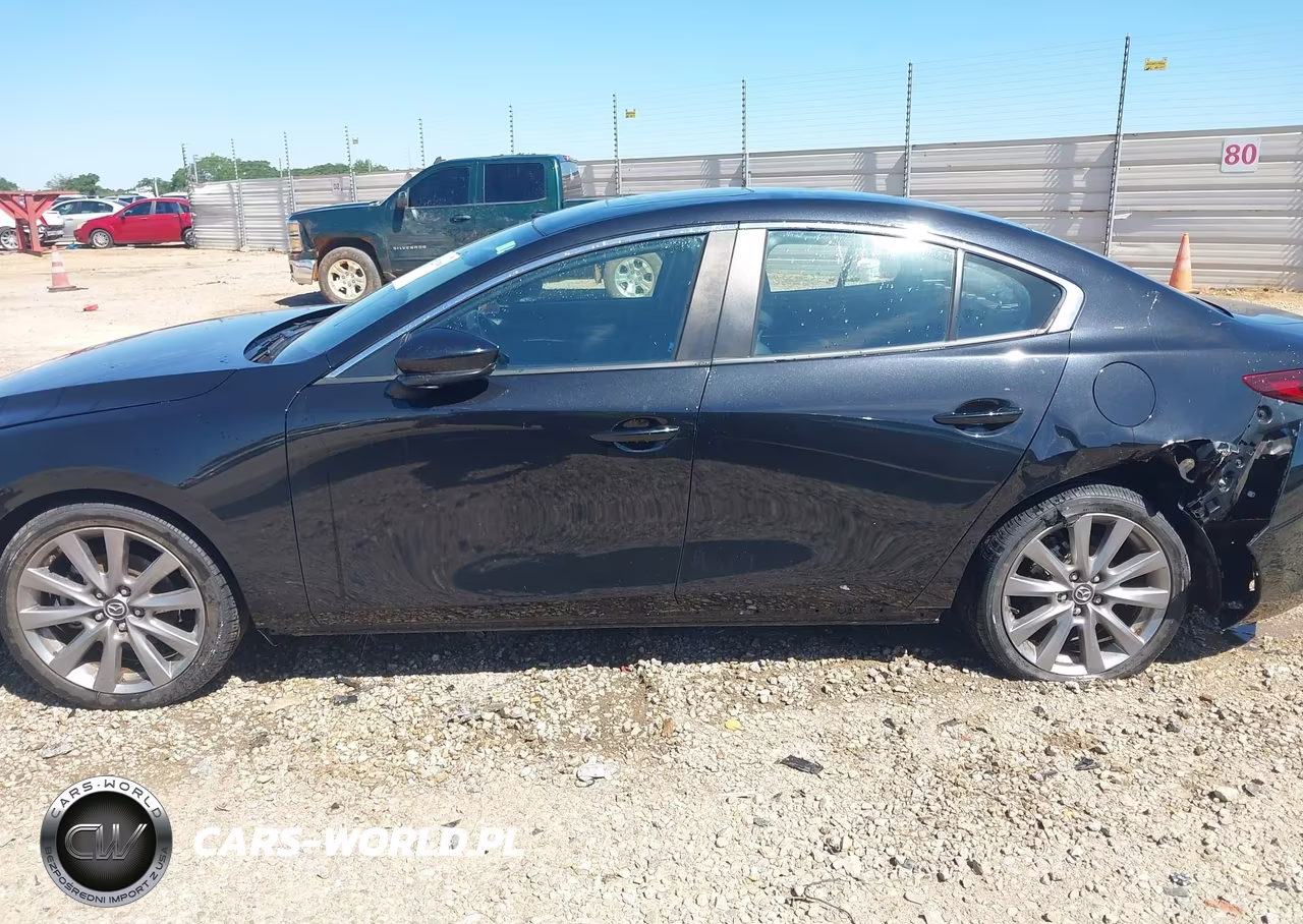 2022 Mazda Mazda3 Preferred VIN:3MZBPBCL4NM309896 - 14