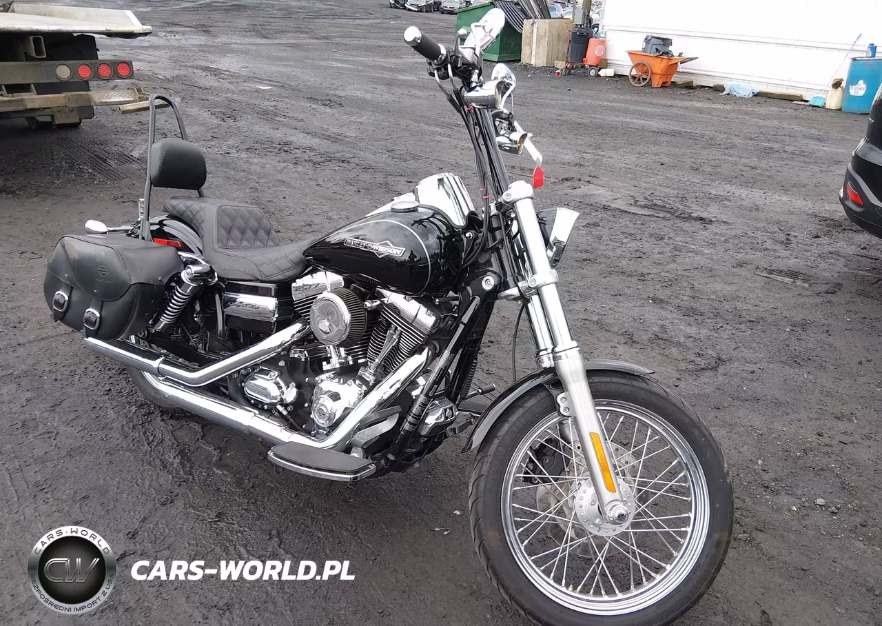 2011 Harley-Davidson Fxdc