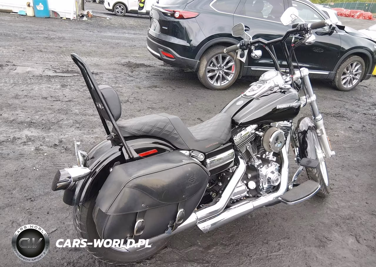 2011 Harley-Davidson Fxdc VIN:1HD1GV411BC329709 - 4