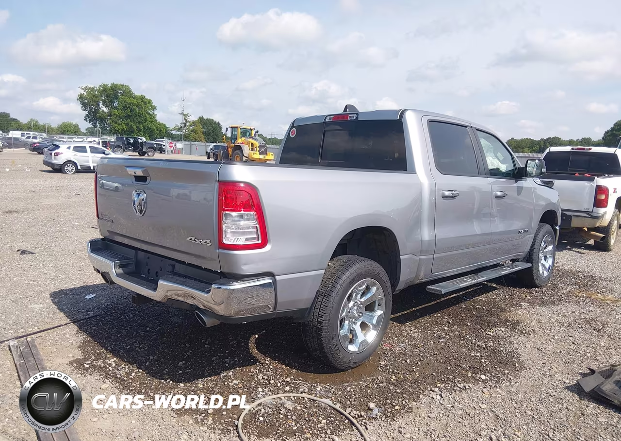 2020 Ram 1500 VIN:1C6SRFFT1LN359746 - 4