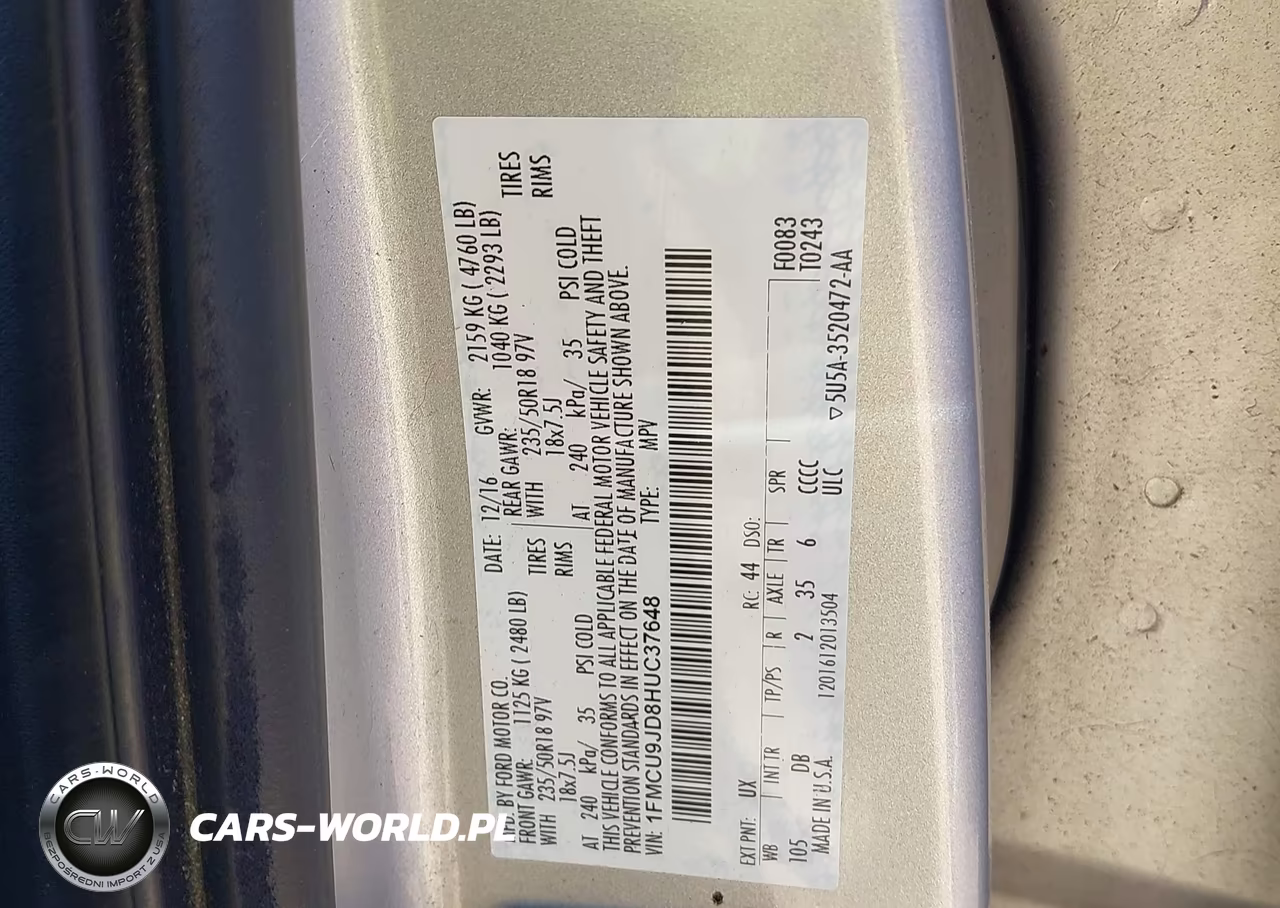 2017 Ford Escape Titanium VIN:1FMCU9JD8HUC37648 - 9