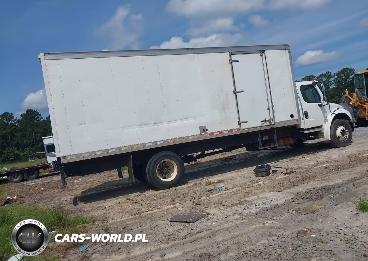 2018 Freightliner M2 106 VIN:1FVACWFD9JHJR7878 - 4