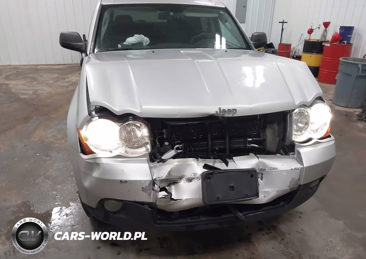 2010 Jeep Grand Cherokee Laredo VIN:1J4PR4GK9AC127505 - 6