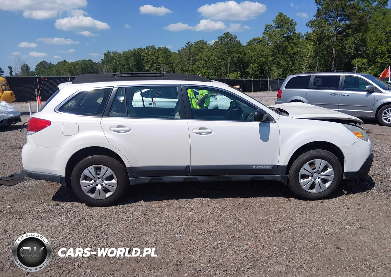 2013 Subaru Outback 2.5I VIN:4S4BRCACXD3252881 - 14