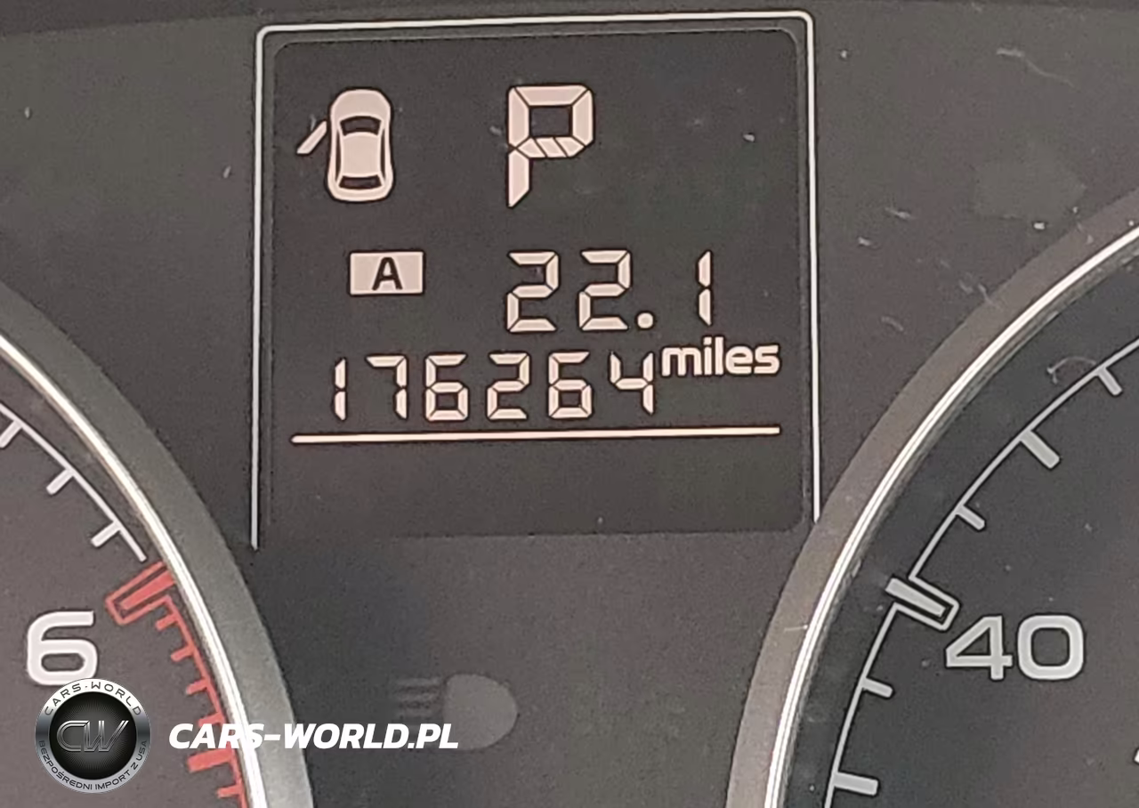 2013 Subaru Outback 2.5I VIN:4S4BRCACXD3252881 - 16