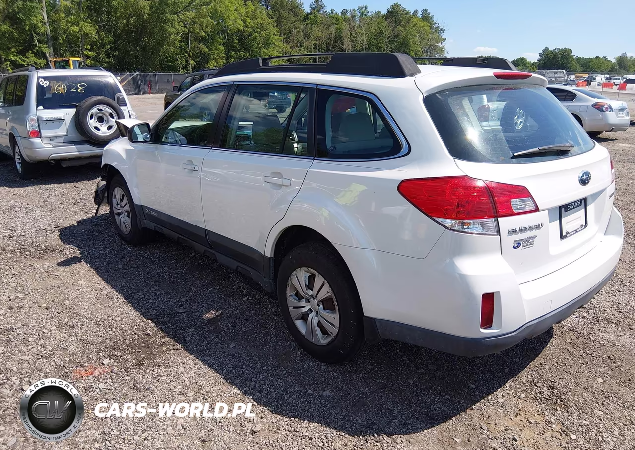 2013 Subaru Outback 2.5I VIN:4S4BRCACXD3252881 - 3