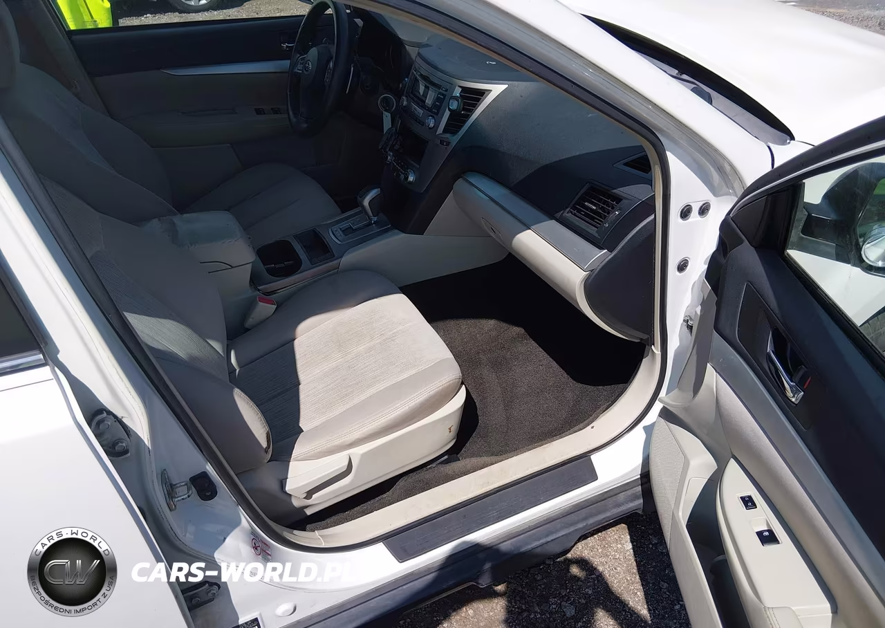 2013 Subaru Outback 2.5I VIN:4S4BRCACXD3252881 - 5