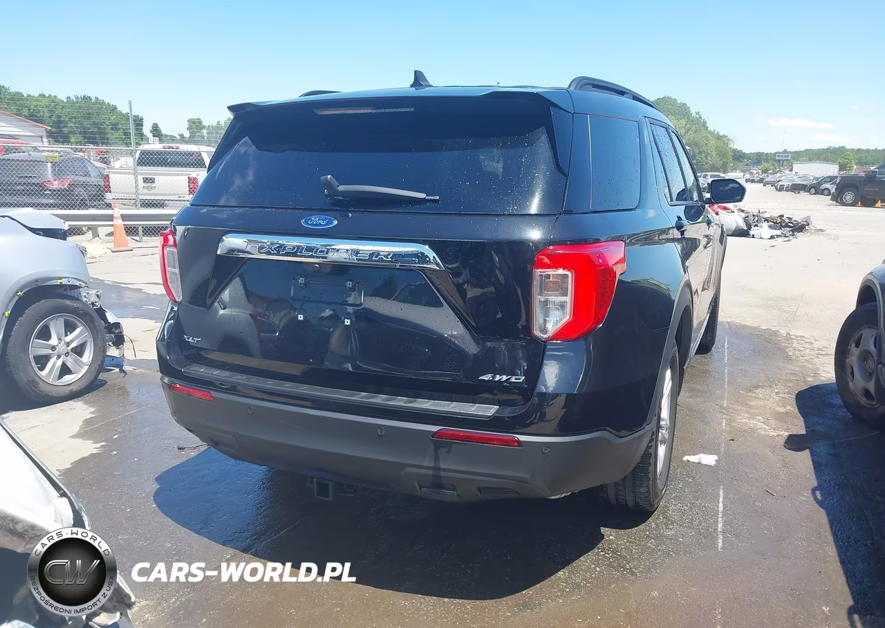 2024 Ford Explorer Xlt VIN:1FMSK8DH1RGA90289 - 17