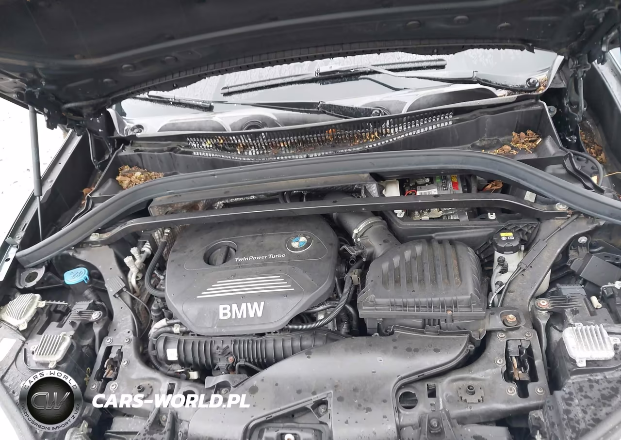 2017 BMW X1 xDrive28I VIN:WBXHT3C33H5F69656 - 10