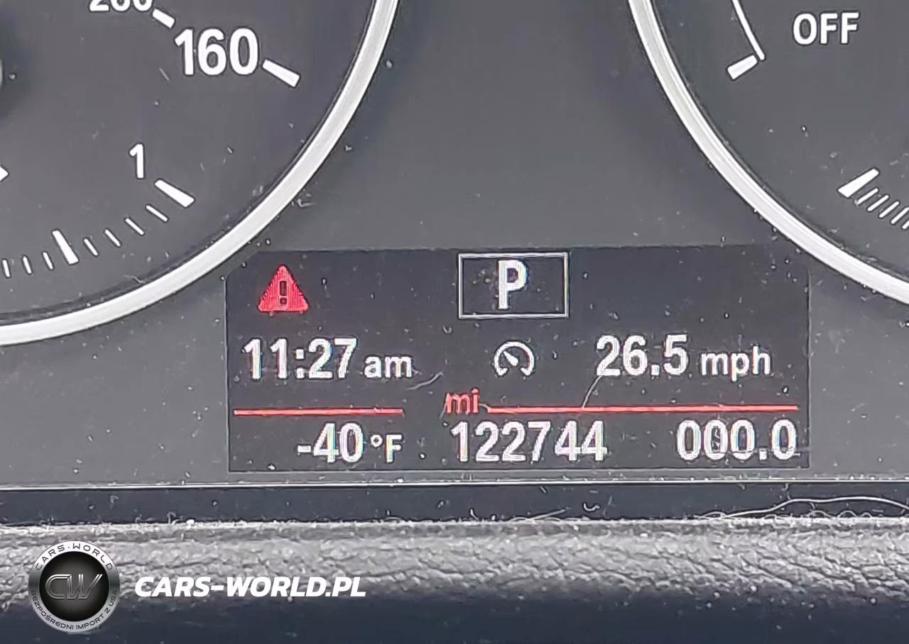 2017 BMW X1 xDrive28I VIN:WBXHT3C33H5F69656 - 16