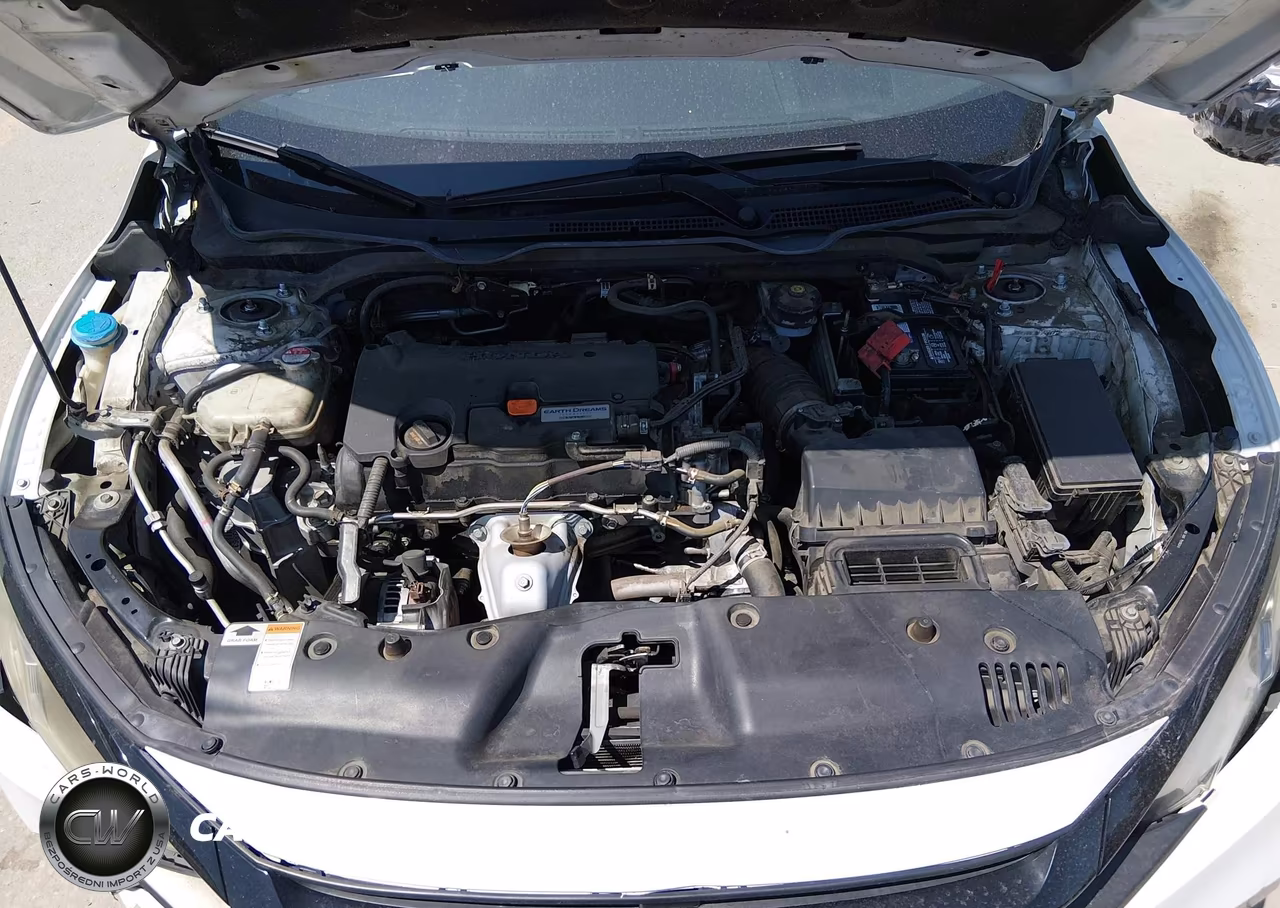 2020 Honda Civic Lx VIN:19XFC2F6XLE210786 - 10