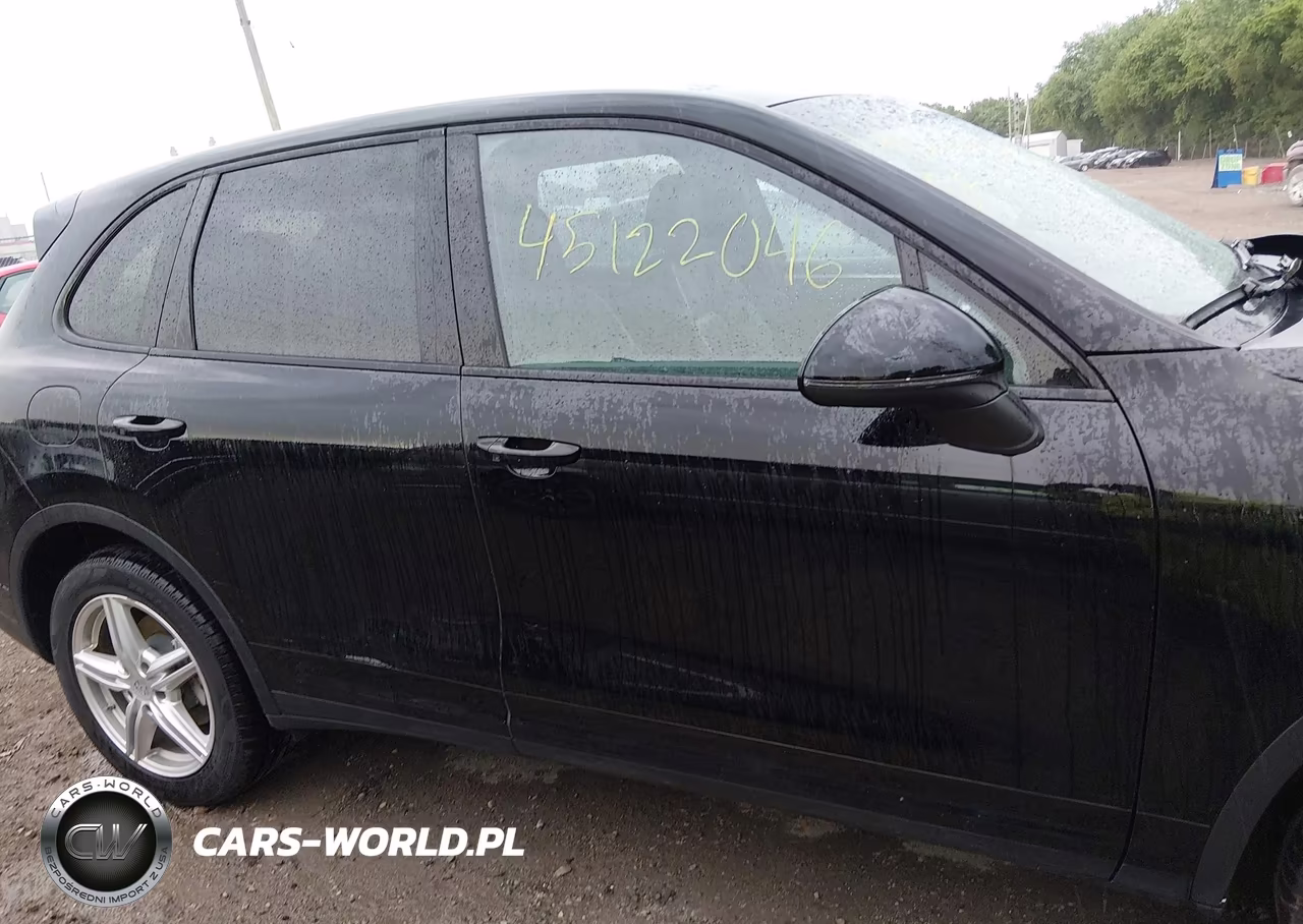 2017 Porsche Cayenne S VIN:WP1AB2A28HLA53385 - 13