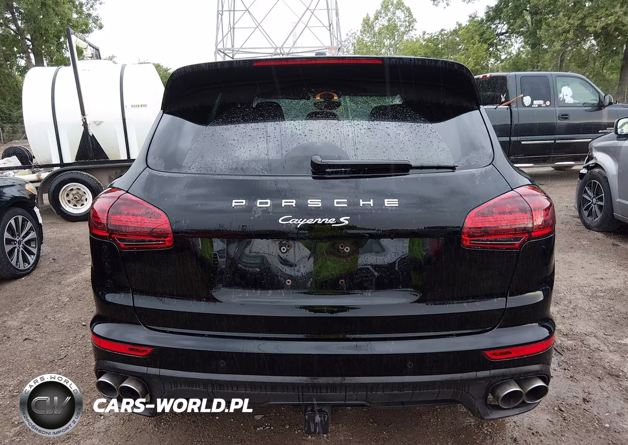 2017 Porsche Cayenne S VIN:WP1AB2A28HLA53385 - 16